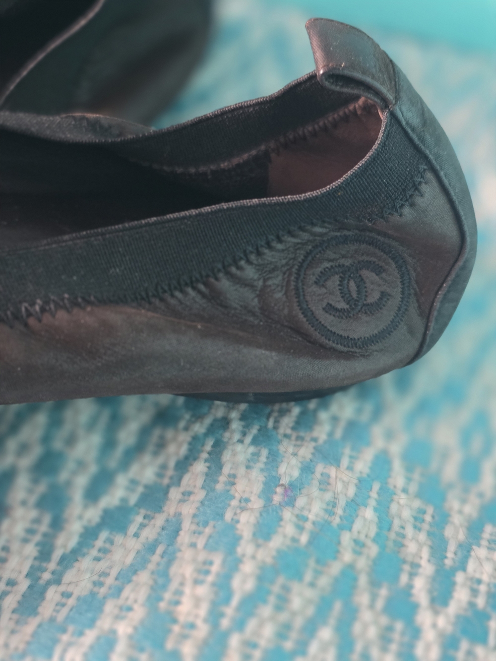 Chanel Brown Leather Black Cap Toe CC Logo Ballet Flats Shoes Sz. 40